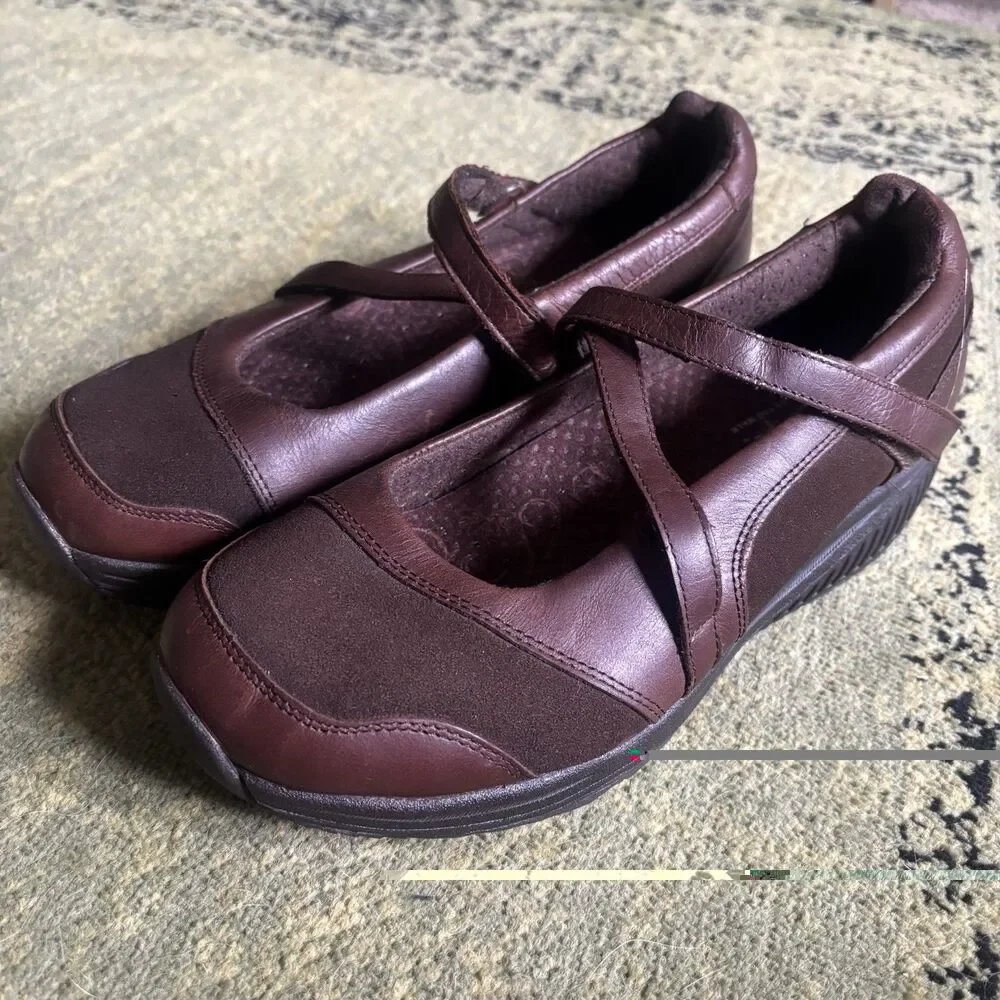 Skechers Shape Ups Mary Jane Shoes Womens Sz 10 Brown Leather Walking Comfort - Picture 2 of 16